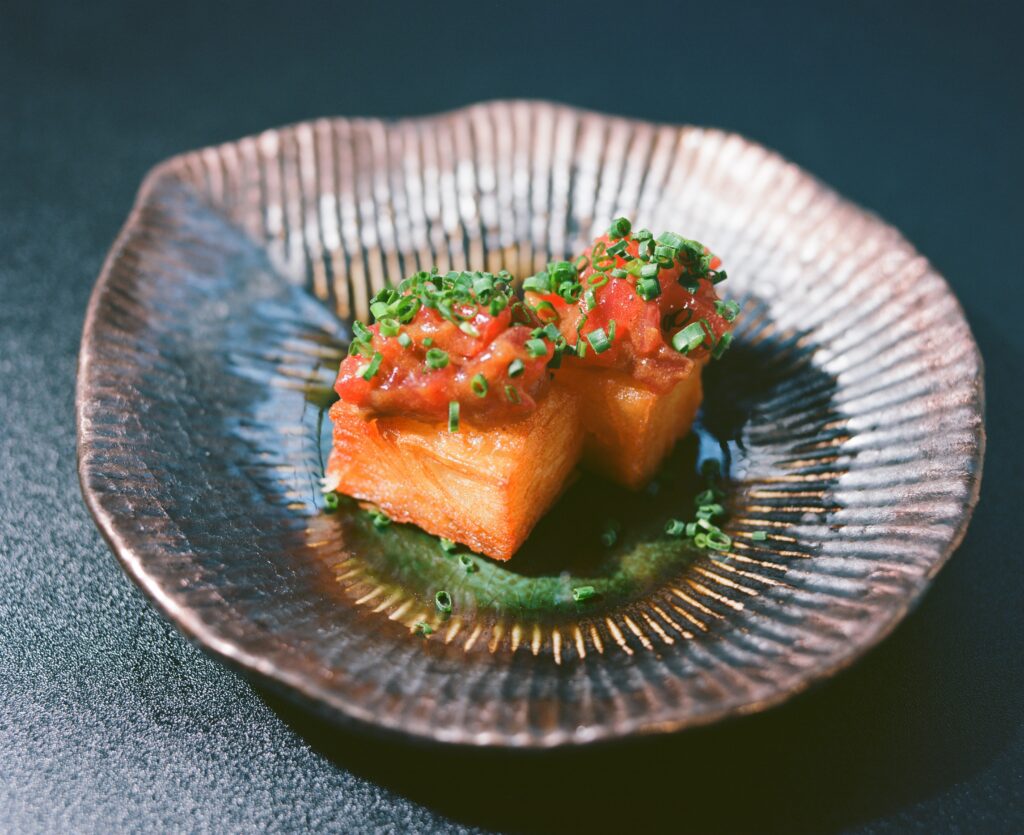 Sashimi taken on a Mamiya RZ67 pro, ronin omakase located in Melbourne CBD, which is medium format film